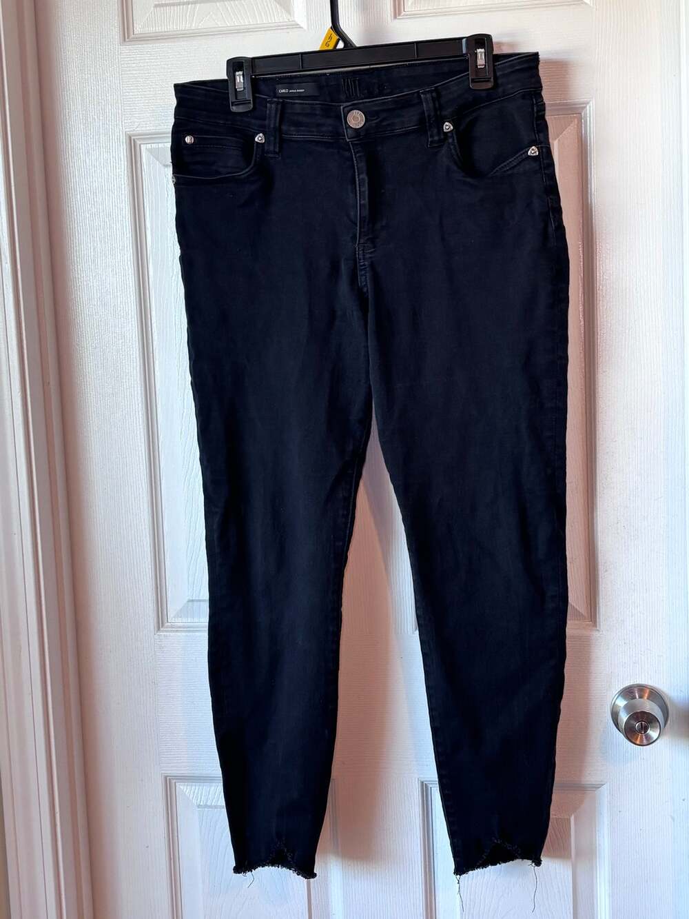 KUT from the Kloth Carlo Ankle Skinny Jeans Women’s Size 12 Black Raw Hem